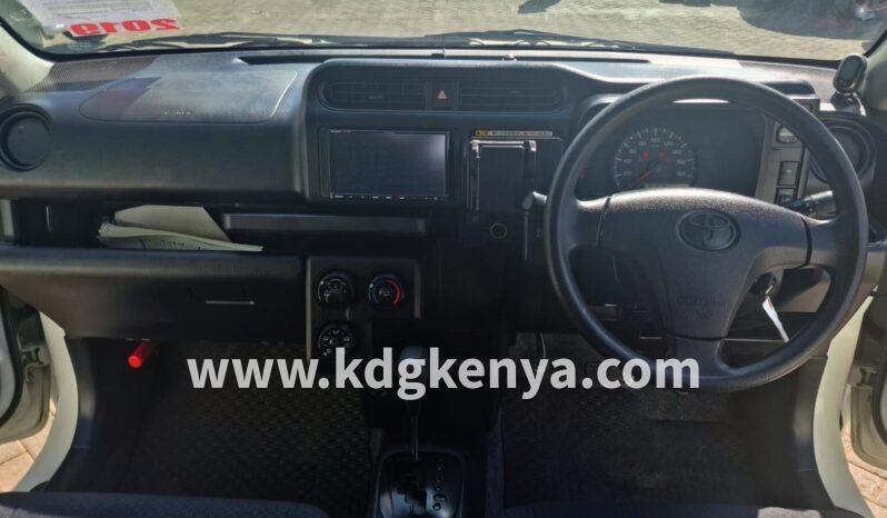 
TOYOTA -PROBOX ( DX CORMFORT) full									