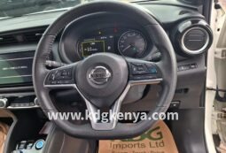 
NISSAN- KICKS ( 1.2 X) full									