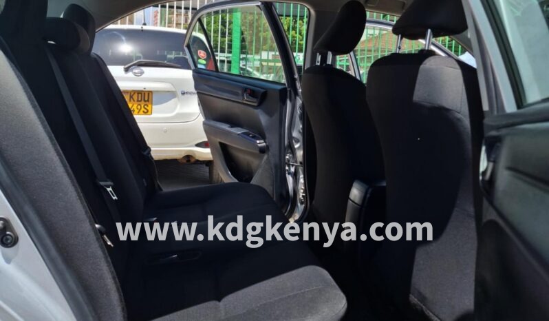 
TOYOTA – COROLLA AXIO (1.5X) full									