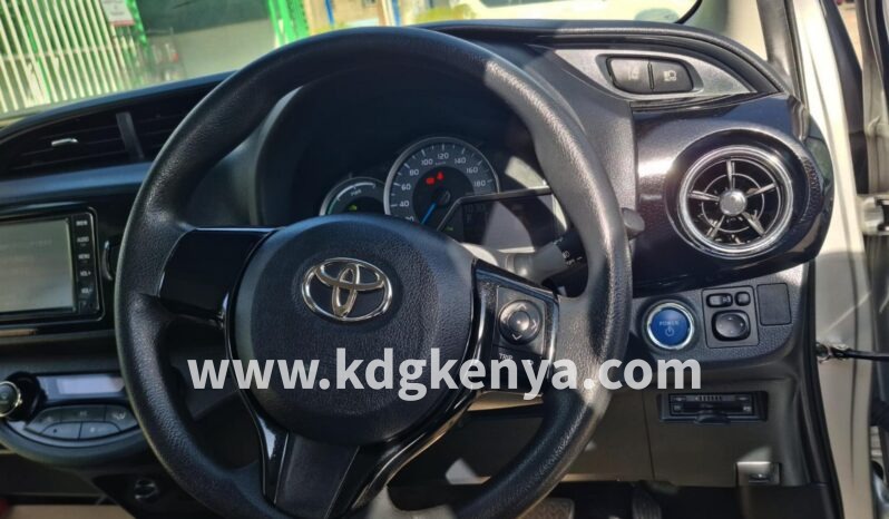 
TOYOTA – VTZ (HYBRID F) full									