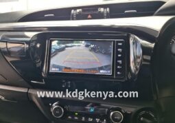 TOYOTA – HILUX (DX 2.4 D) full