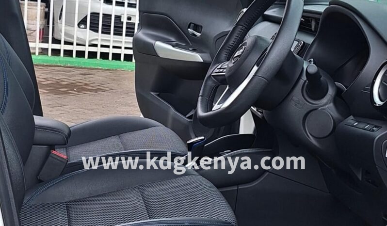 
NISSAN- KICKS ( 1.2 X) full									