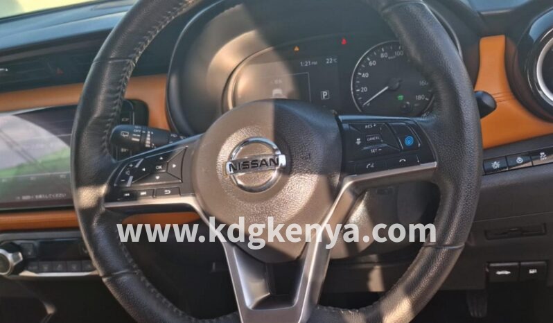 
NISSAN – KICKS ( E POWER X ) full									