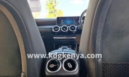 MERCEDES – Benz (A180 Progressive) full