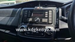 TOYOTA – COROLLA AXIO (1.5X) full