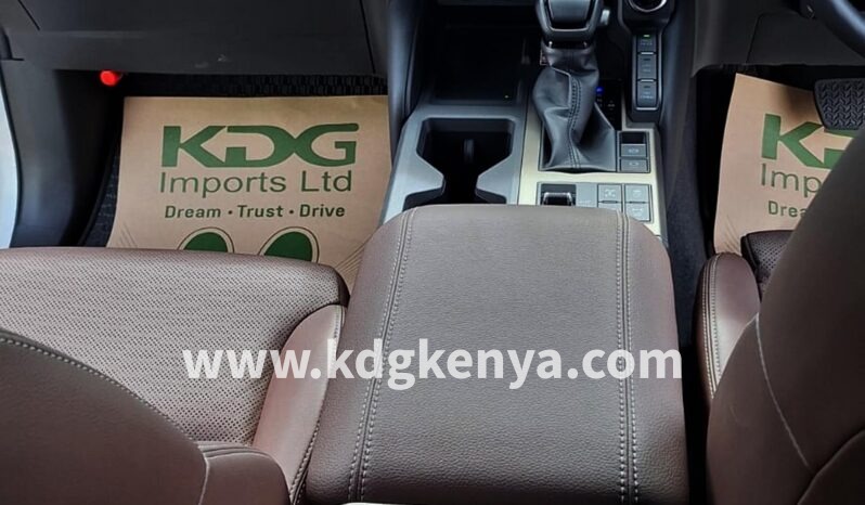 
								TOYOTA-LANDCRUISER PRADO J250 (TX  L Package / 4WD / 7 SEATER) full									