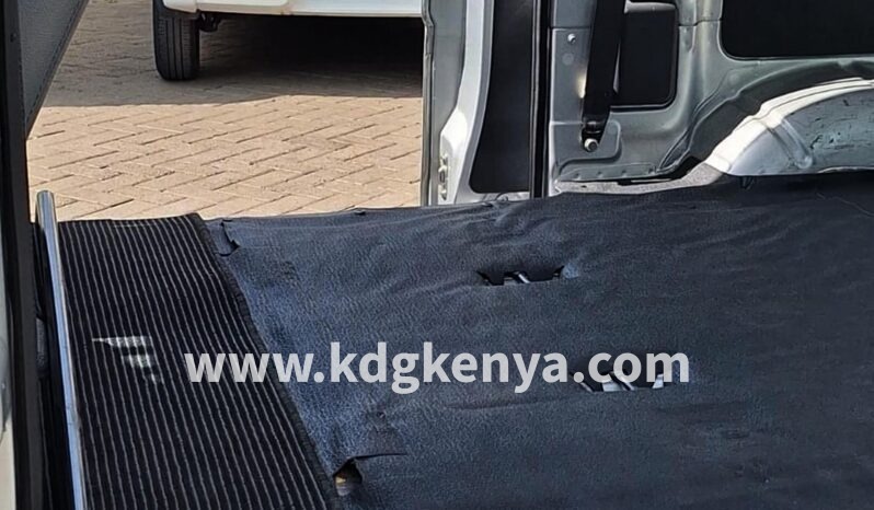 
								TOYOTA – LITEACE VAN (DX / 2WD) full									