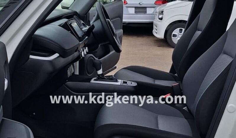 
								HONDA FIT ( HYBRID ) full									