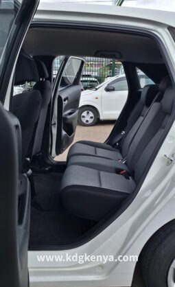 
										HONDA FIT ( HYBRID ) full									