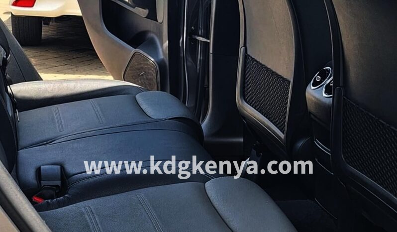 
								MERCEDES – BENZ ( B 180 ) full									