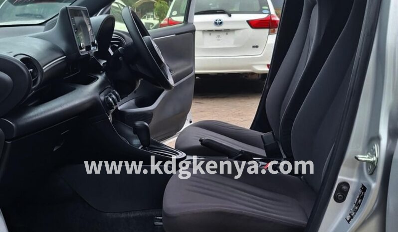 
TOYOTA YARIS (  X GRADE ) full									