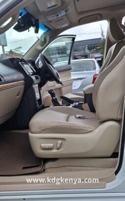 
										TOYOTA- LAND CRUISER PRADO ( TX L Package / 4WD / 7 SEATER ) full									