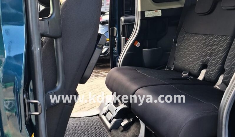 
TOYOTA ROOMY ( G COZY EDITION ) full									