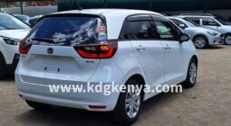 
										HONDA FIT ( HYBRID ) full									