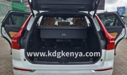 
										VOLVO-XC60 ( T8 ) full									