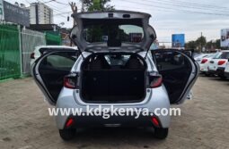 
TOYOTA YARIS (  X GRADE ) full									