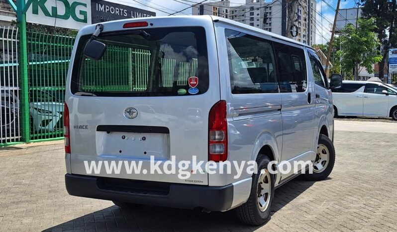 
								TOYOTA HIACE VAN (GDH206V) full									