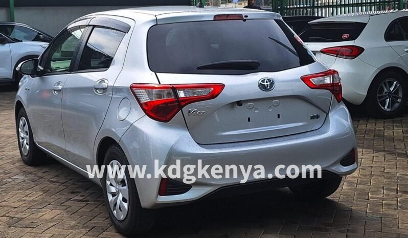 
								TOYOTA- VITZ ( HYBRID F) full									