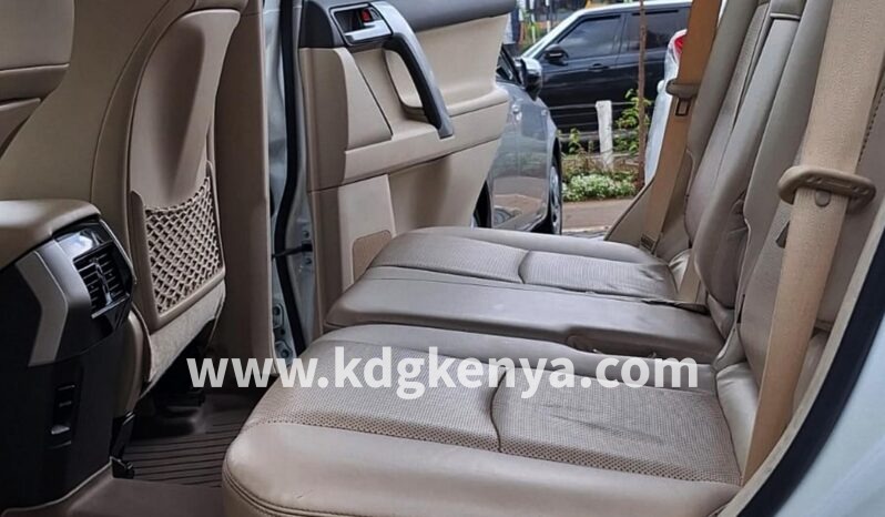 
								TOYOTA- LAND CRUISER PRADO ( TX L Package / 4WD / 7 SEATER ) full									