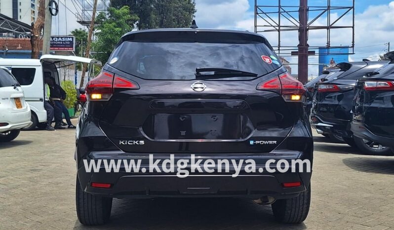 
								NISSAN KICKS (X GRADE) full									