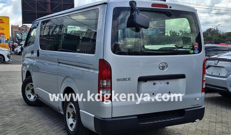 
								TOYOTA HIACE VAN (GDH206V) full									