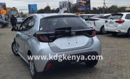 
TOYOTA YARIS (  X GRADE ) full									