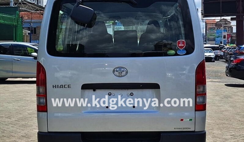 
								TOYOTA HIACE VAN (GDH206V) full									