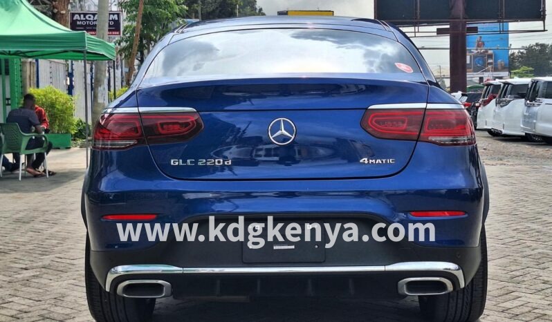 
MERCEDES BENZ GLC ( GLC220d 4MATIC Coupe AMG Line) full									