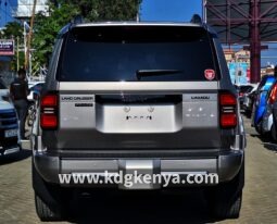 
										TOYOTA LANDCRUISER PRADO ( KAKADU 7 SEATER ) full									