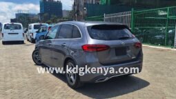 
										MERCEDES – BENZ ( B 180 ) full									