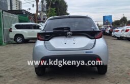 
TOYOTA YARIS (  X GRADE ) full									