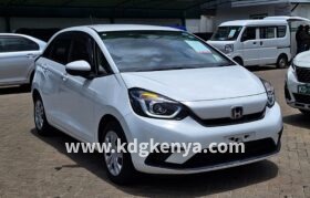 HONDA FIT ( HYBRID )