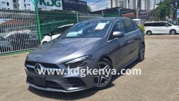 MERCEDES – BENZ ( B 180 )