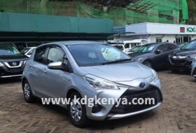 TOYOTA- VITZ ( HYBRID F)