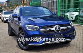 MERCEDES BENZ GLC ( GLC220d 4MATIC Coupe AMG Line)