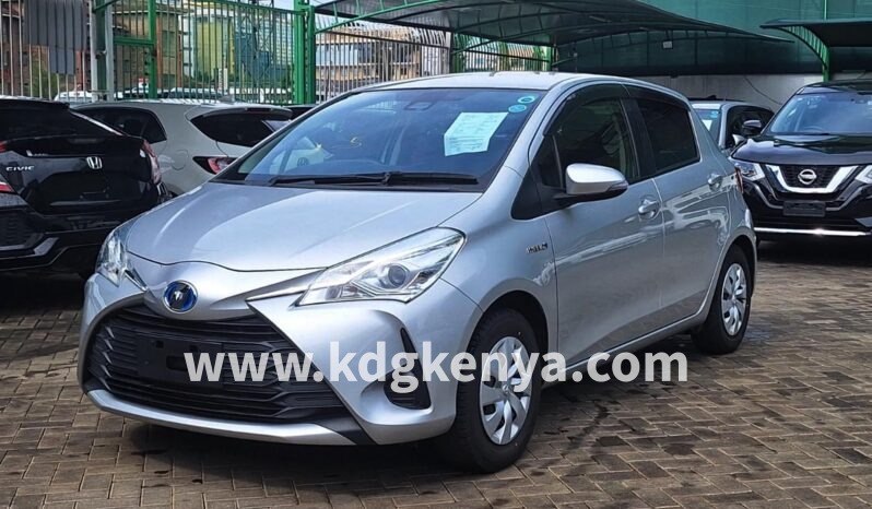 
								TOYOTA- VITZ ( HYBRID F) full									