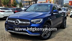 MERCEDES BENZ GLC ( GLC220d 4MATIC Coupe AMG Line)