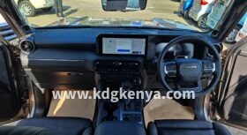 TOYOTA LANDCRUISER PRADO ( KAKADU 7 SEATER )