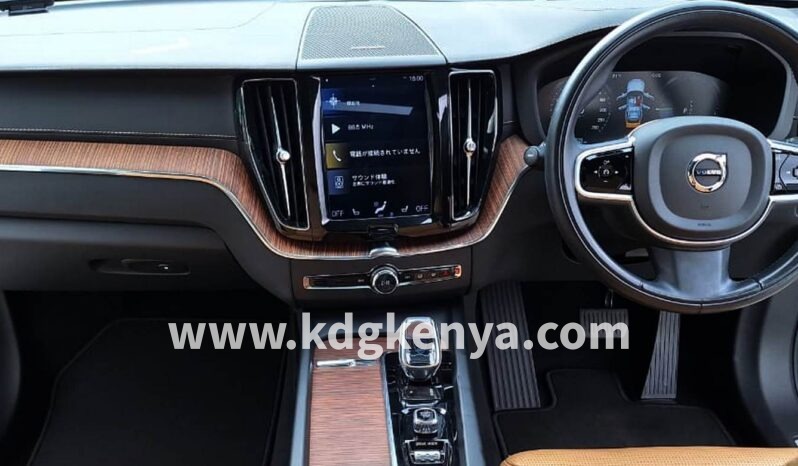 
								VOLVO-XC60 ( T8 ) full									