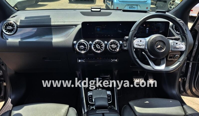 
								MERCEDES – BENZ ( B 180 ) full									