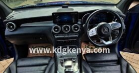 MERCEDES BENZ GLC ( GLC220d 4MATIC Coupe AMG Line)