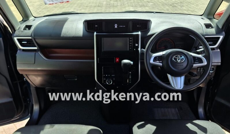 
TOYOTA ROOMY ( G COZY EDITION ) full									
