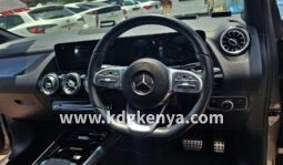 MERCEDES – BENZ ( B 180 )