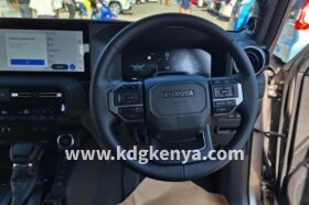 TOYOTA LANDCRUISER PRADO ( KAKADU 7 SEATER )