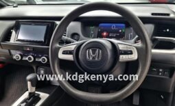 HONDA FIT ( HYBRID )