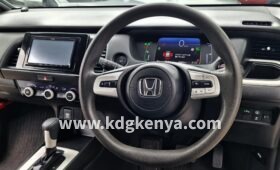 HONDA FIT ( HYBRID )