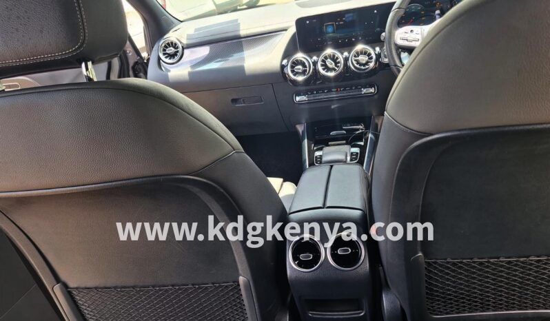 
								MERCEDES – BENZ ( B 180 ) full									