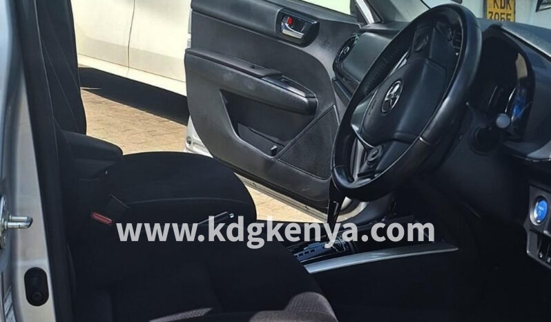 
TOYOTA- COROLLA FIELDER ( HYBRID ) full									