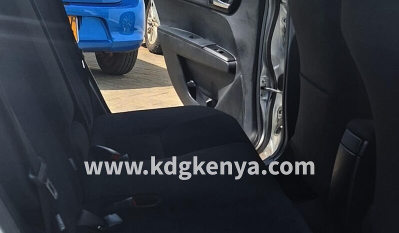 
TOYOTA- COROLLA FIELDER ( HYBRID ) full									