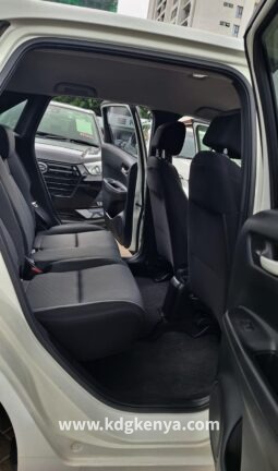 
										HONDA FIT ( HYBRID ) full									